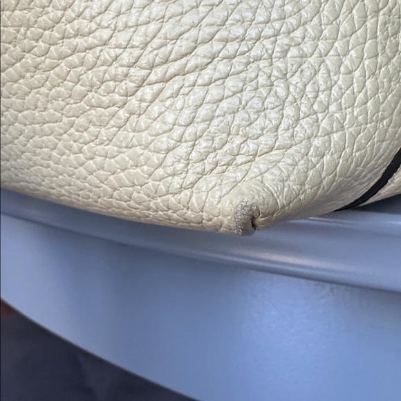 Kate Spade NY Oakwood Street Chandra Yellow Leather Tote Shoulder Bag - Picture 14 of 17